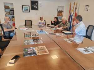 Carballal con artesanos