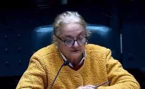 EDILA FRANCIA 