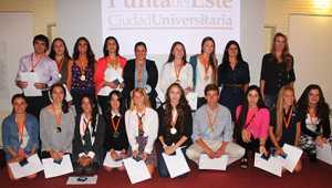 Los estudiantes de todo el departamento de Maldonado premiados en 2014.