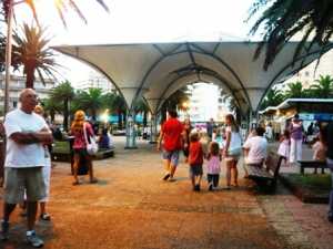 Feria-Plaza-Artigas-1