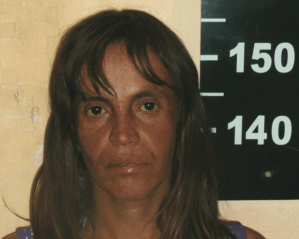 Ivonne Beatriz Suarez Lacuesta: cumplía arresto domiciliario nocturno, pero en el día salió otra vez a robar con "un amigo".