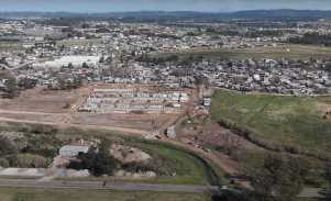 Avanza la construcción de 185 viviendas para la primera etapa de realojo del asentamiento Los Eucaliptos.
