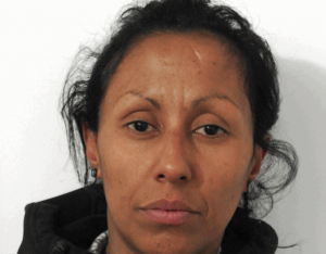 Alicia Katerina Cardoso Barragán, fue detenida cerca de donde había robado hasta un arma del interior de un coche.
