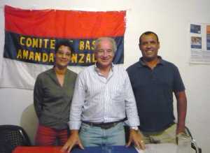 Horacio Díaz candidato a Intendente, y los candidatos a Alcaldes, Prof. Karina Gómez y Enrique Gonzalez. 