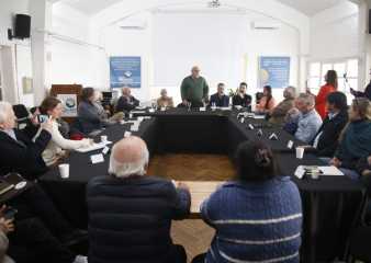 Nutrido intercambio de inquietudes y proyectos entre autoridades de la IDM y vecinos de la costa
