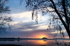 Mantienen seguimiento y monitoreo de Laguna del Sauce por floraciones de cianobacterias