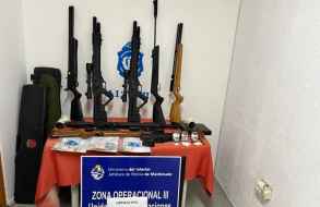 Cinco detenidos durante operativo antidrogas en Aiguá: incautaron potentes armas, drogas y dinero