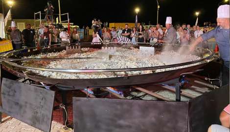 La gran fiesta de la Paella Gigante de Piriápolis nuevamente fue un éxito en la apertura de temporada