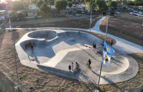 Con una inversión de casi $ 13 millones inauguraron pista de skate en el barrio Cerro Pelado