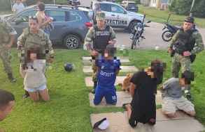 Gresca en playa Bikini terminó con varios adolescentes detenidos y dos con lesiones