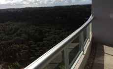 Se investiga intento de suicidio: una mujer resultó politraumatizada al caer de un piso 12