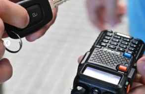 Delincuente argentino hurtaba del interior de coches usando inhibidores de trancas y alarmas