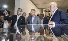 El presidente Orsi participó en apertura de muestra en el MACA al que calificó como “faro cultural”