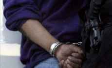 En prisión por violencia doméstica y sexual, amenazó a su expareja y a una menor a días de quedar libre