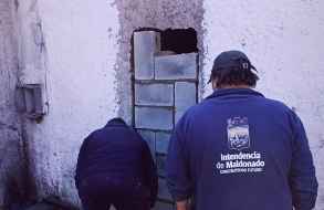 Desalojan vivienda tapiada en Barrio Odizzio tras detectar ingreso ilegal por un boquete