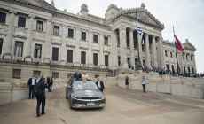 Partido Colorado reclamó transparencia al gobierno por la compra del vehículo del Presidente