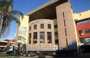 Comienza la renovación de la iluminación del estadio Domingo Burgueño Miguel