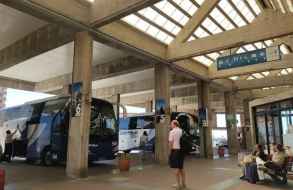 El intendente Abella descartó que la terminal de ómnibus de Punta del Este vaya a cerrarse