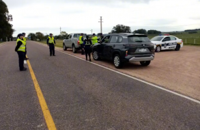 Policía de Maldonado incautó 8 vehículos en 196 operativos la semana pasada