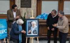 Se presentó sello conmemorativo a José Mujica a un año de su fallecimiento