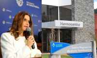 La ministra de Salud Pública Karina Rando visita el Hemocentro Regional