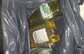 Recalcitrado ladrón otra vez detenido cuando hurtaba combustible de varios coches