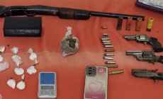 Múltiples allanamientos en Maldonado y San Carlos: 5 armas de fuego incautadas y 11 detenidos