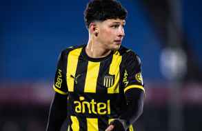 Peñarol y Racing al frente en la Anual; Liverpool y M.C. Torque buscan liderar el Clausura