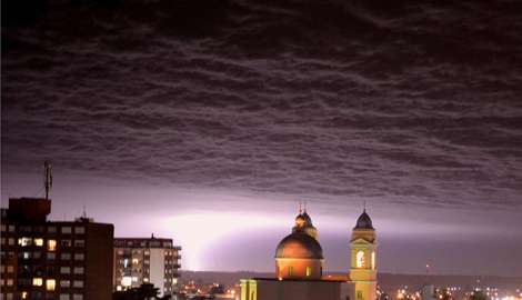 INUMET advierte por tormentas fuertes desde hoy ingresando por el suroeste